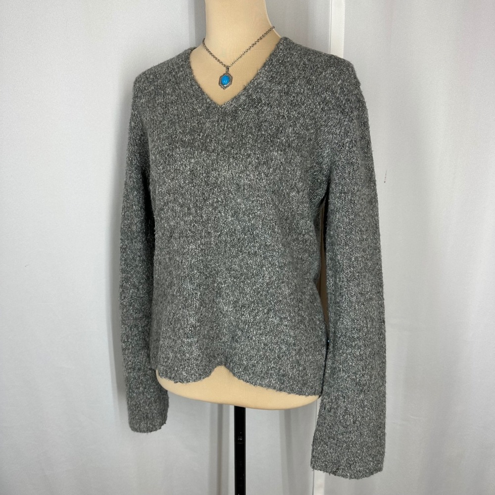 Vintage Y2K Ann Taylor LOFT Gray Merino Wool Blend V Neck Sweater M - Picture 2 of 10